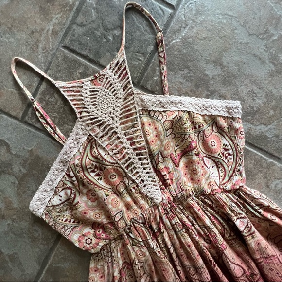 ⭐️ BOGO FREE⭐️ GIMMICKS by Buckle Vintage Boho Paisley Halter To - Picture 8 of 10